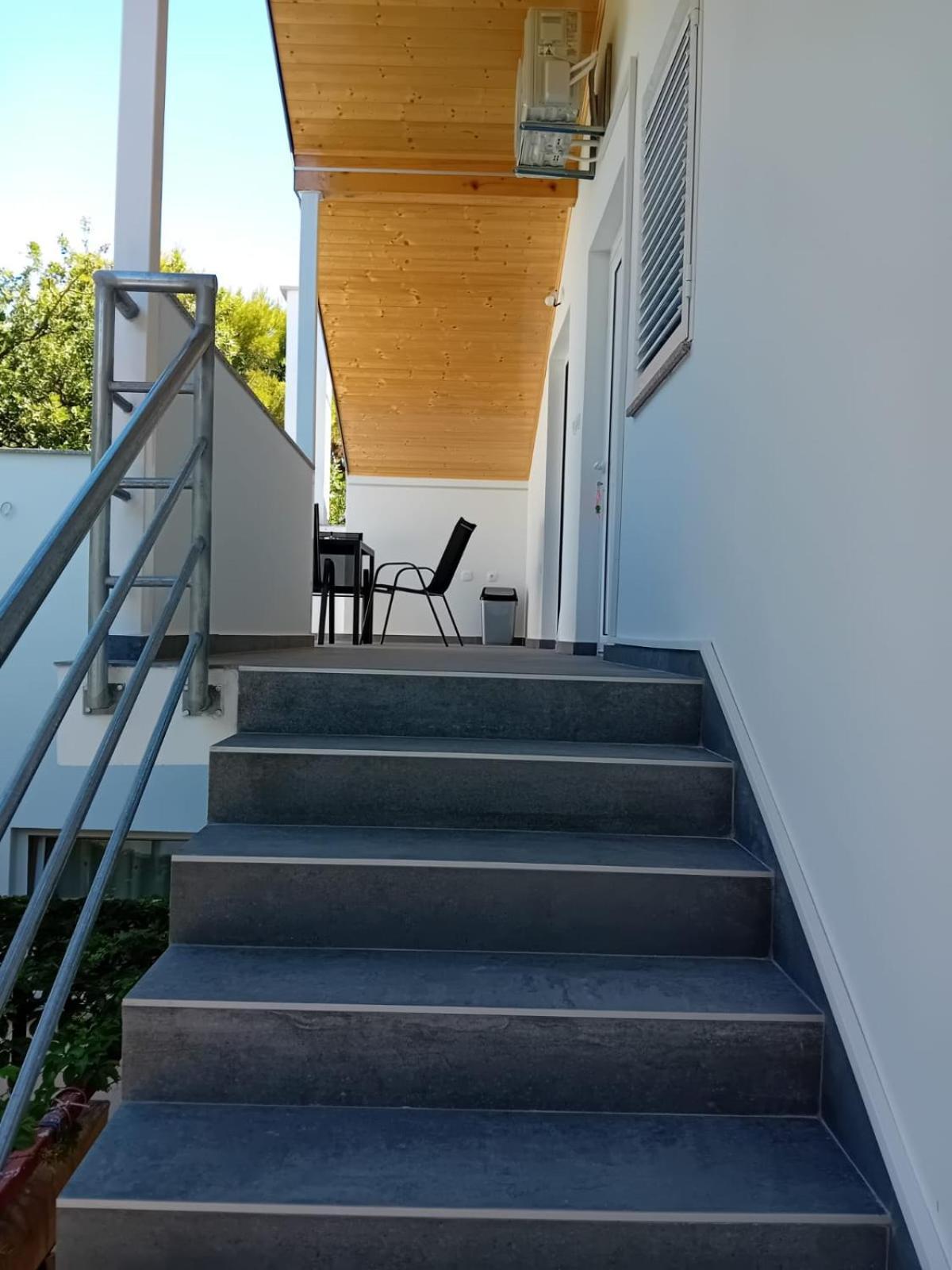Apartment Mrkic Biograd Na Moru Ngoại thất bức ảnh