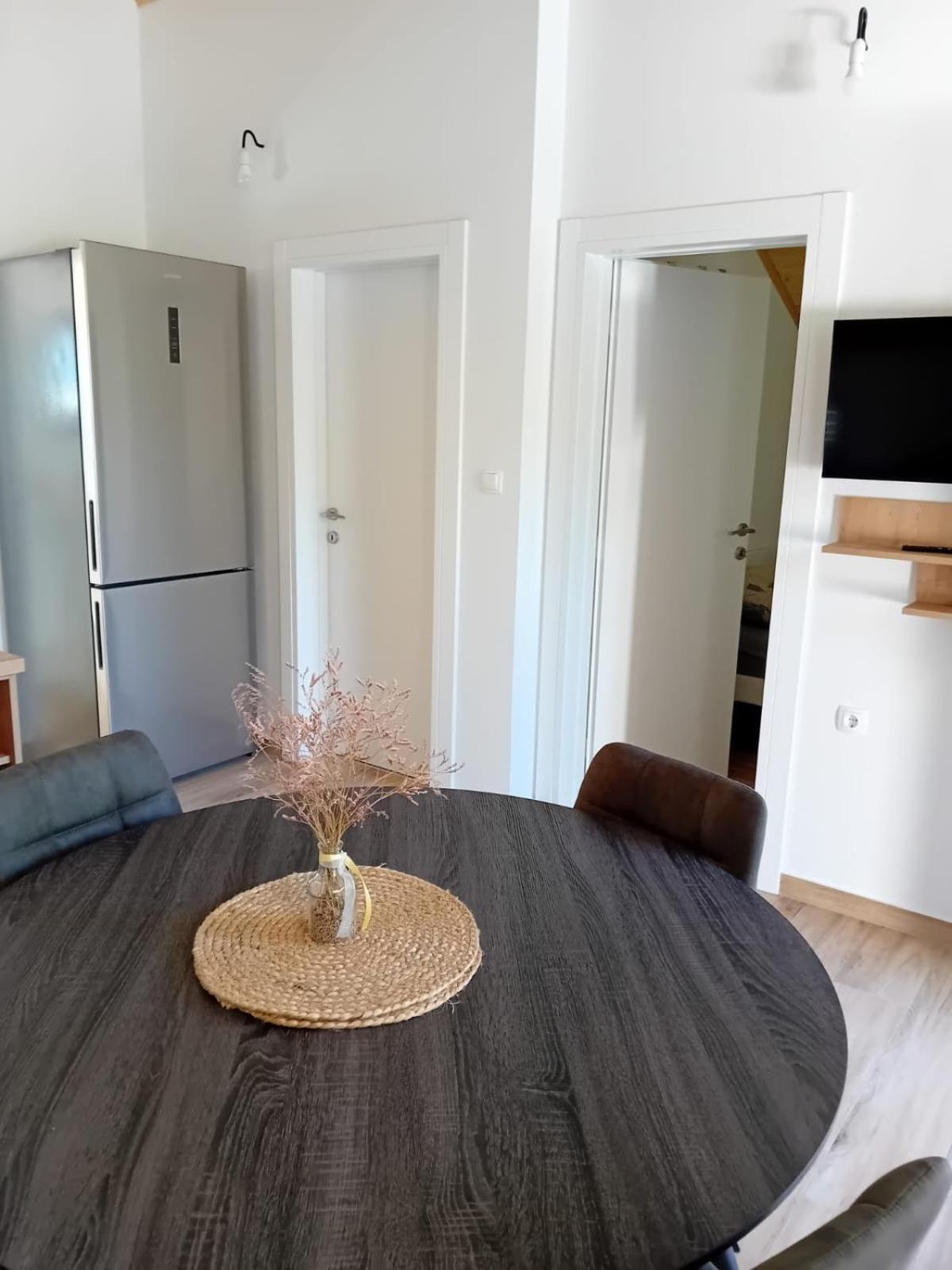 Apartment Mrkic Biograd Na Moru Ngoại thất bức ảnh
