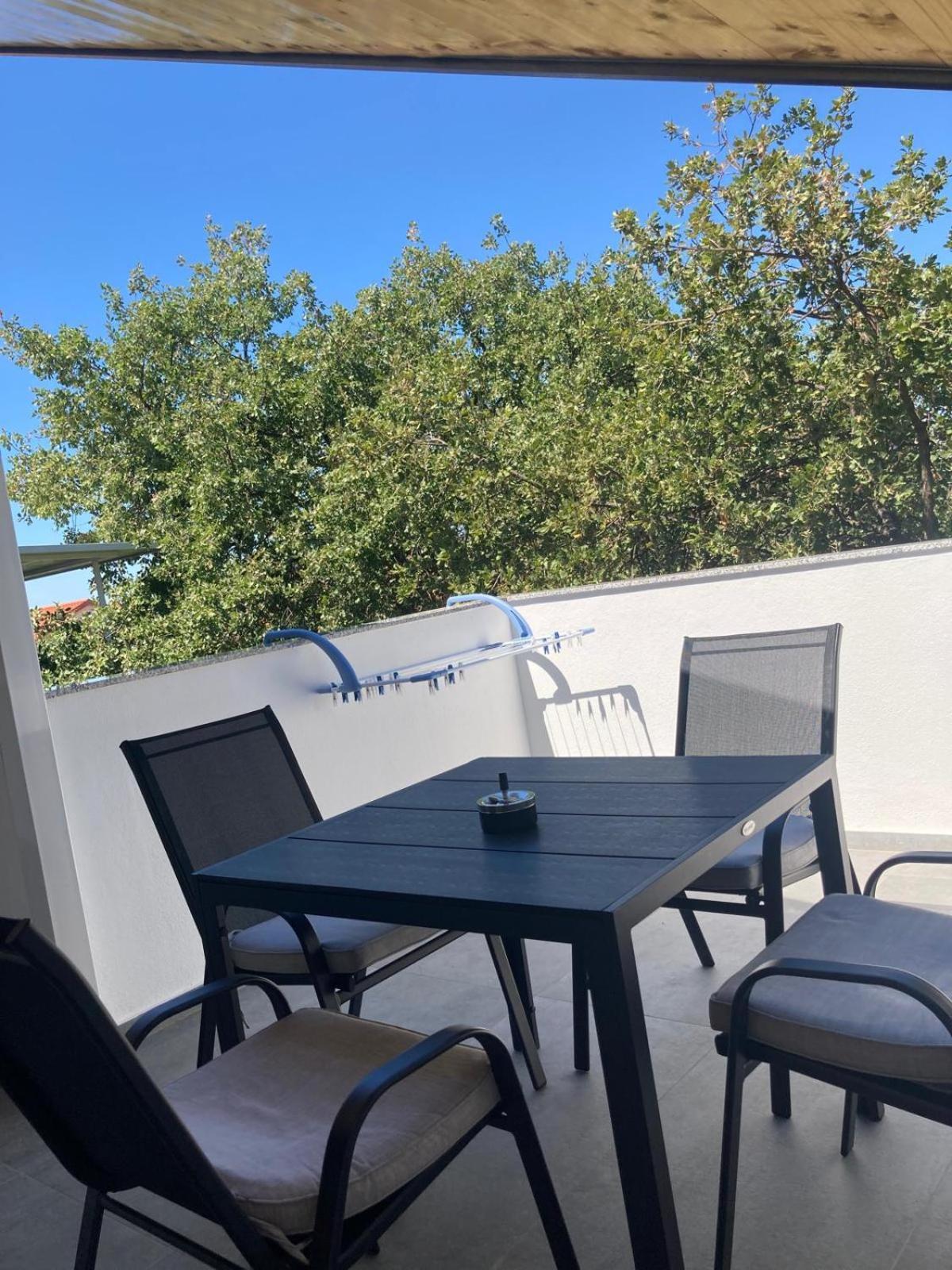 Apartment Mrkic Biograd Na Moru Ngoại thất bức ảnh