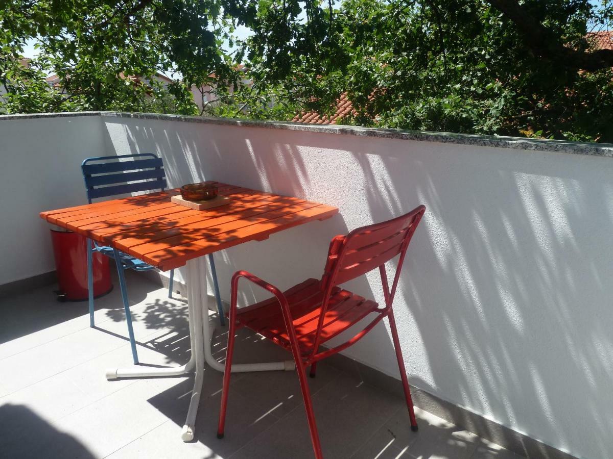 Apartment Mrkic Biograd Na Moru Ngoại thất bức ảnh