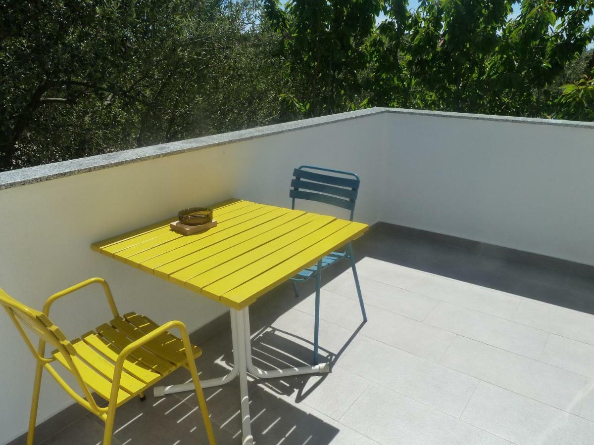 Apartment Mrkic Biograd Na Moru Ngoại thất bức ảnh