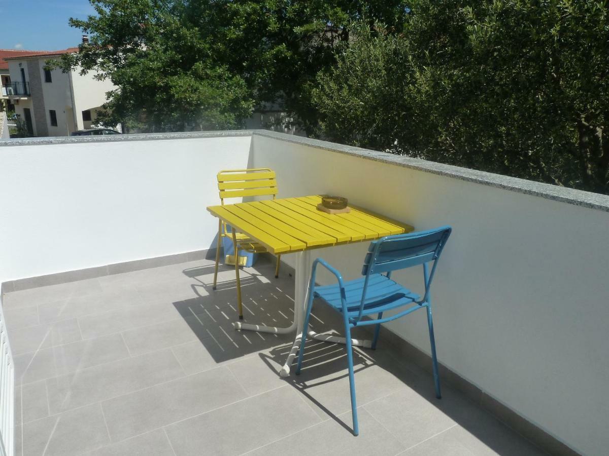 Apartment Mrkic Biograd Na Moru Ngoại thất bức ảnh