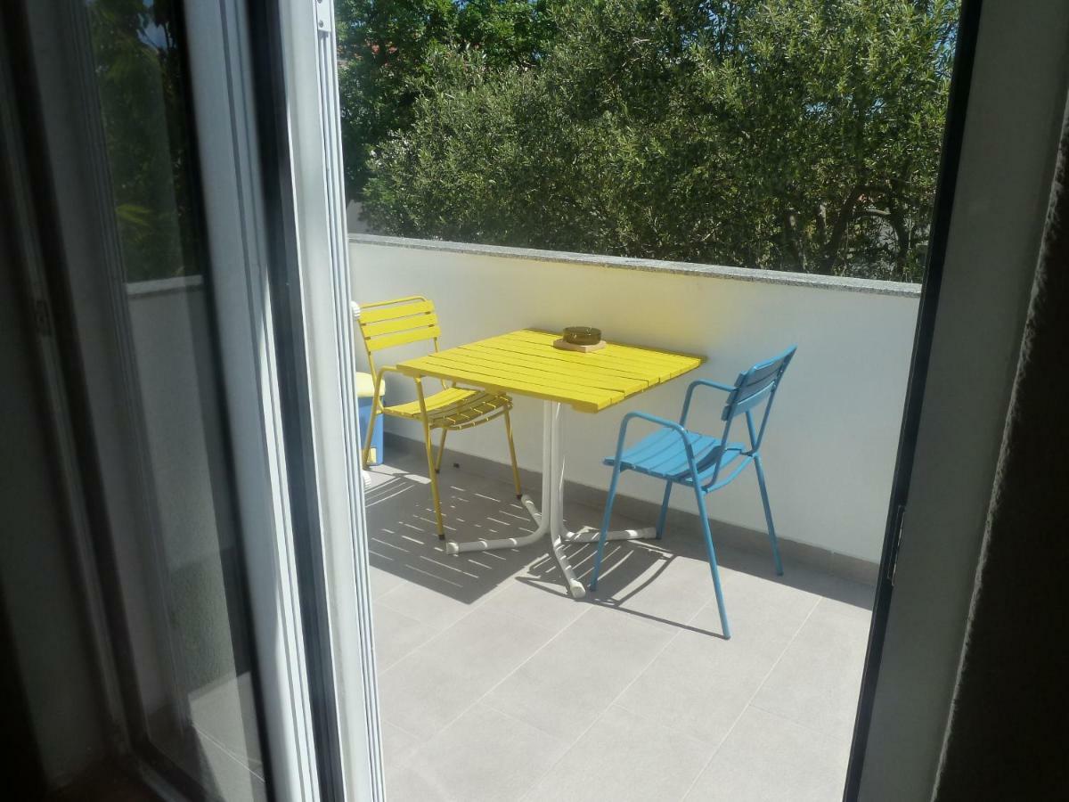 Apartment Mrkic Biograd Na Moru Ngoại thất bức ảnh